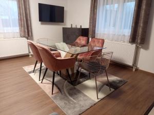 President Apartmanház