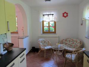 Holiday Home Geräumiges Ferienhaus inmitten der Natur by Interhome