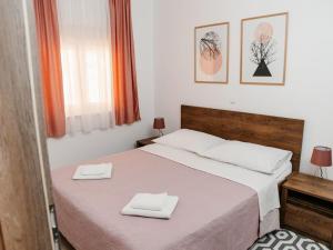 Apartment Gray mit Blick auf das Wasser by Interhome