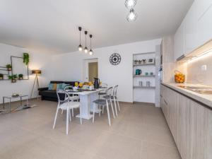 Apartment Moderne Wohnung Grzetic by Interhome