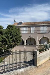 Holiday Home Gemütliches Haus in Drvenik Mali mit Meerblick by Interhome