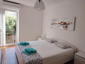 Apartment mit Balkon und Meerblick by Interhome