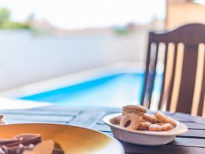 Holiday Home Ferienvilla mit Pool in Pula by Interhome