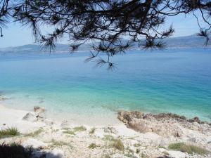 Apartment Wohnung mit Grill- Terrasse und Garten by Interhome