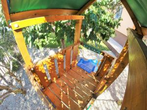 Apartment Wohnung mit Grill- Terrasse und Garten by Interhome