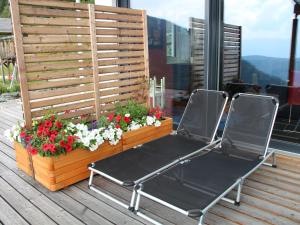 Apartment Appartement mit herrlichem Berg- und Seeblick by Interhome