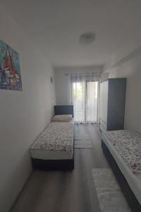 Apartment Gemütliche Ferienwohnung für Familien mit Terrasse by Interhome