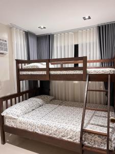 2BR Modern Cocoon-Near Beach, Subic Bay Yacht Yacht, Inflatable Island