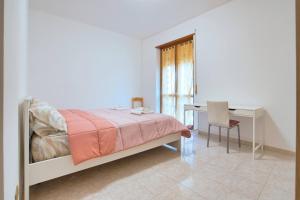 Davide Host Casa Pirandello 3 min Metro