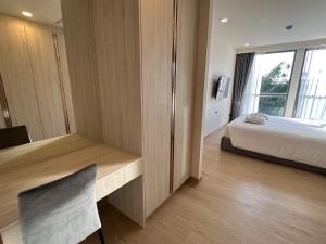 Bangtao 1BR Bright Apartment CapitalPro OZO-A403