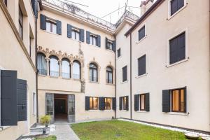 Life is a Game - Habito Lux selection