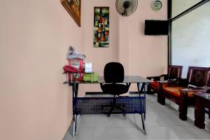 OYO 94899 Homestay Syariah Near UPN