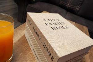 City Central Work-Friendly Studio 1BR