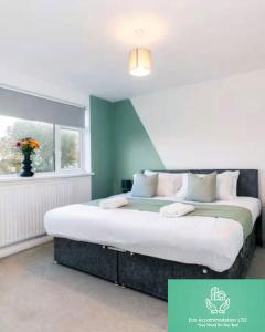 DiscountsContractorsWIFIFree ParkingSmart TV