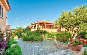 Apartment 4 beds in Marinella just 100 mt from the beach