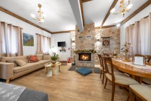 Villa Dianne Apt 1 Livadi Arachovas