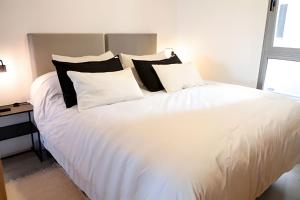 Tu refugio en Movistar Arena. ¡Cochera Opcional!