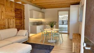 Deluxe Apartment Dolomites Chalet Primiero San Martino di C