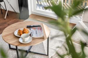 New 4 Bed House - Sleeps 6 - Parking - Wifi - 2 Bath