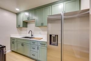 1 Mi to LLUMC! Loma Linda Home with Shared Patio