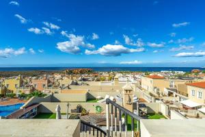 Cosy Apartment Rooftop Terrace