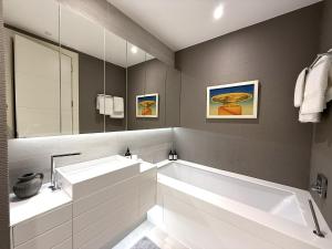 Boutique 2-Bed Luxury Apartment