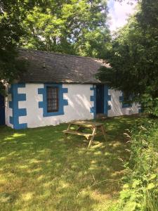Pond Cottage