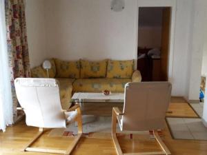 Apartment für fünf Personen mit Balkon by Interhome