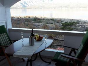 Apartment für fünf Personen mit Balkon by Interhome