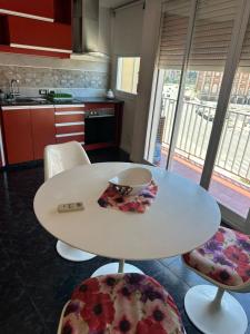 Monoambiente frente casino