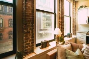 Charming Historic Epic 2BR Apartment DT Halifax