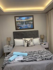 Ocean Whisper Room 6 minutes away from the beach