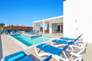 Villa Aurora by Villa Plus