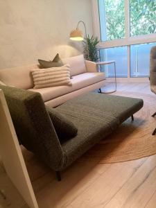 CapeTown CityCentre Gem wBalcony- Walk to Waterfront or CTICC