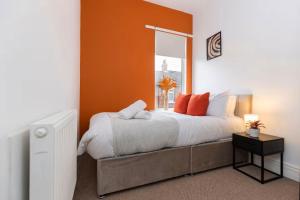 DiscountsContractorsWIFIFree ParkingSmart TV