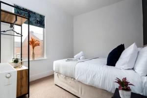 DiscountsContractorsWIFIFree ParkingSmart TV