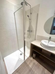 Loft Design, 2 SDB, Centre, Idéal Congrès ou Famille