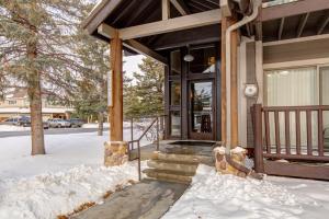 Prospector Lodge 732 by Moose Management