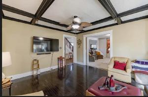 Private Rooms in a Spacious 4-Bedroom Home