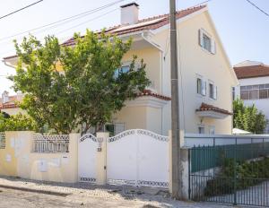 Citrus Residence, Serene Lemon Blossom Villa
