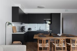 Sea view, close to metro, new, 2bedroom apartment