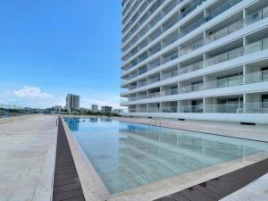 Apartasuit Resort CTG Beach con vista al mar- central 5 min aeropuerto