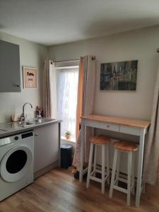 Studio with kitchen and bathroom