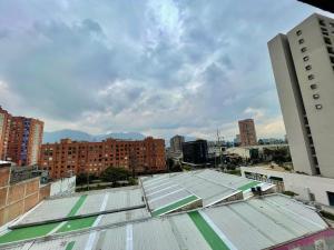 Central Loft Near Airport, US Embassy & Corferias