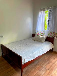 Casinha caiçara em Ubatuba - Praias do Lázaro, Domingas Dias, Sununga, ótima localização