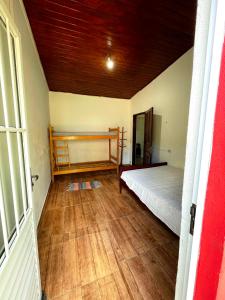 Casinha caiçara em Ubatuba - Praias do Lázaro, Domingas Dias, Sununga, ótima localização