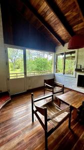 Casa de campo rodeada de naturaleza con pileta