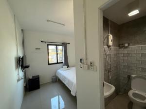 Flow Stay Koh Samet I10 流宿沙美島 雙人房 Double room, private bathroom, 2-5mins walk distance to pier and everywhere