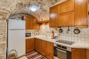 Medieval Villa Philoxenia