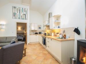 1 Bed in Bridport oc-dc021